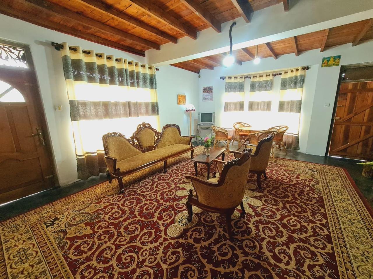 Sasru Homestay